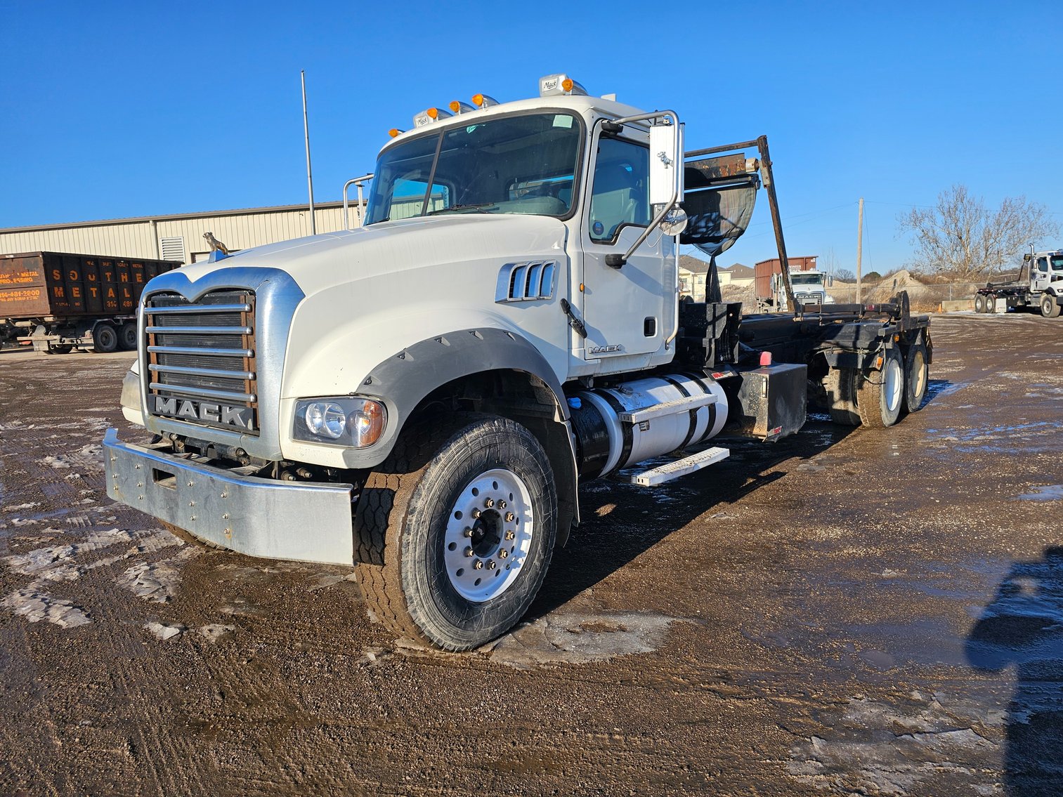Mack GU713